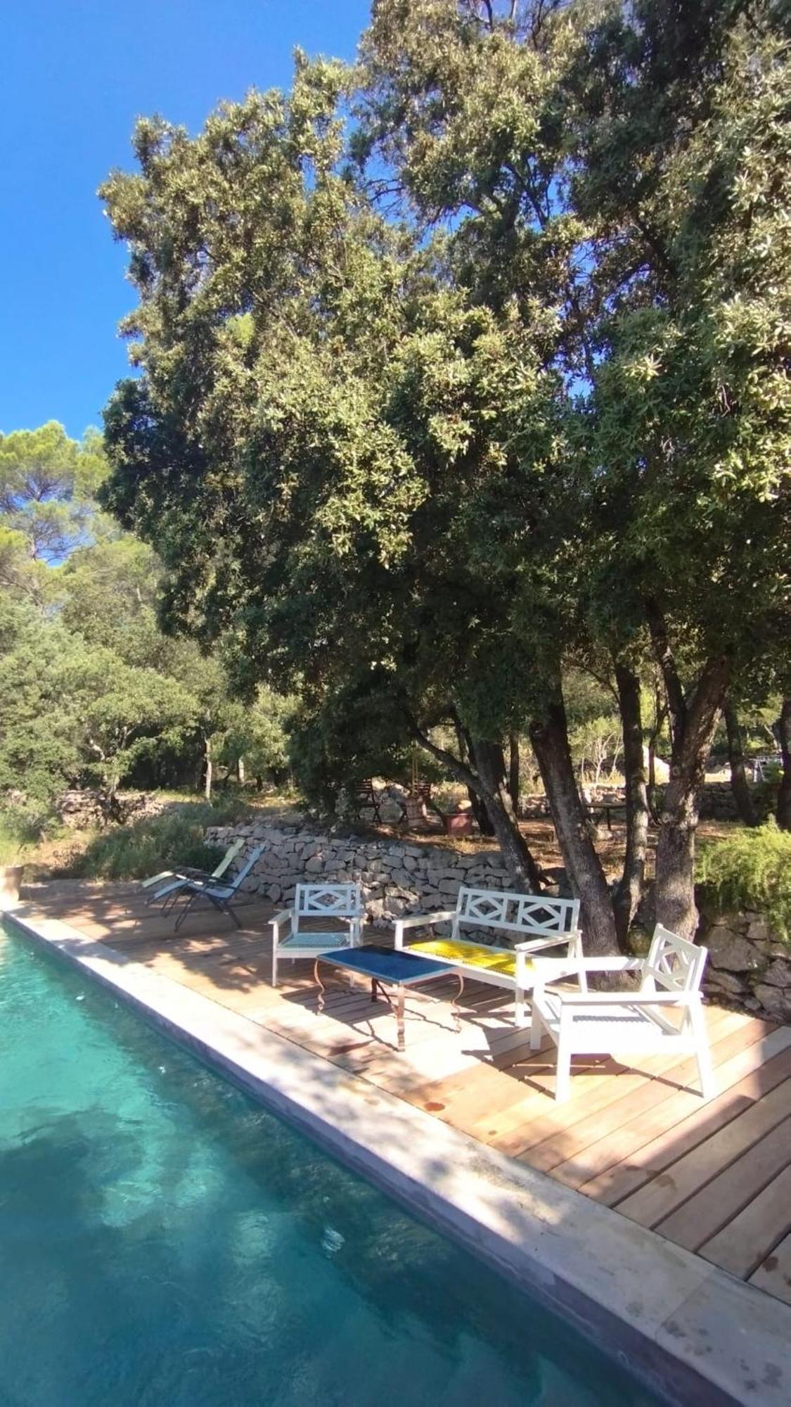 La Bergerie Des Colles Bed and Breakfast Entrecasteaux Exteriör bild